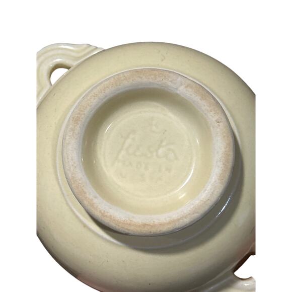 Vintage Fiesta Cream Soup Bowl Ivory Classic Ring Pattern Discontinued - Picture 6 of 7